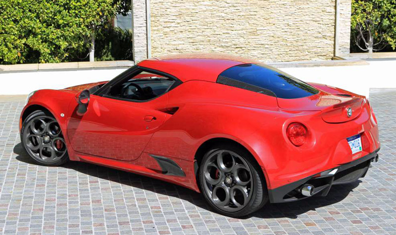 Alfa-Romeo-4C-2016-2