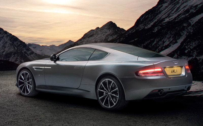 AstonMartinDB9-GT-2016-2