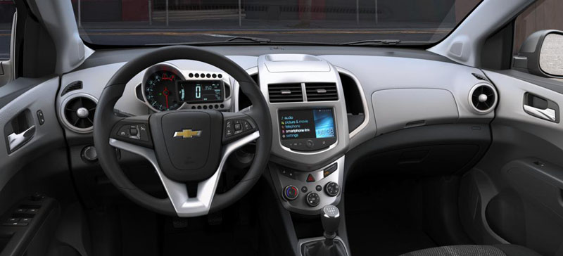Chevrolet-Sonic-2016-3