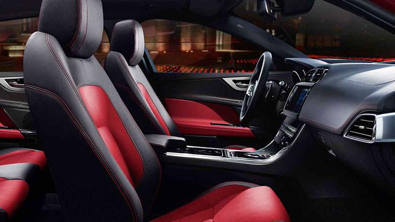 Jaguar-XE-2016-3