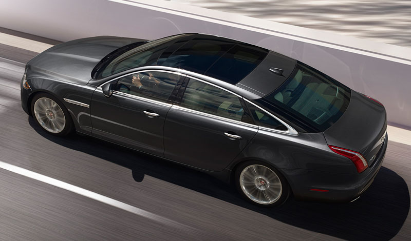 Jaguar-XJ-2016-2