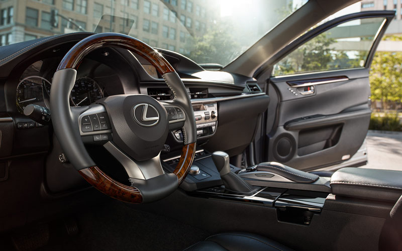 Lexus-ES-2016-3