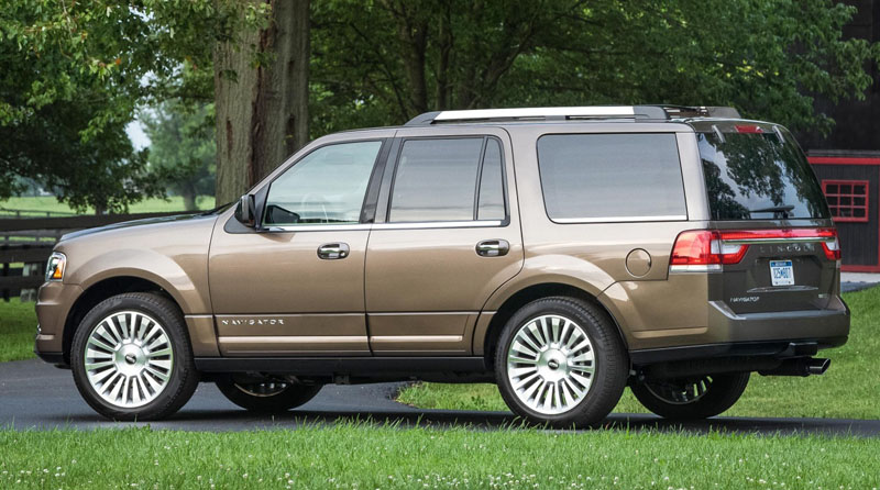 Lincoln-Navigator-2016-2