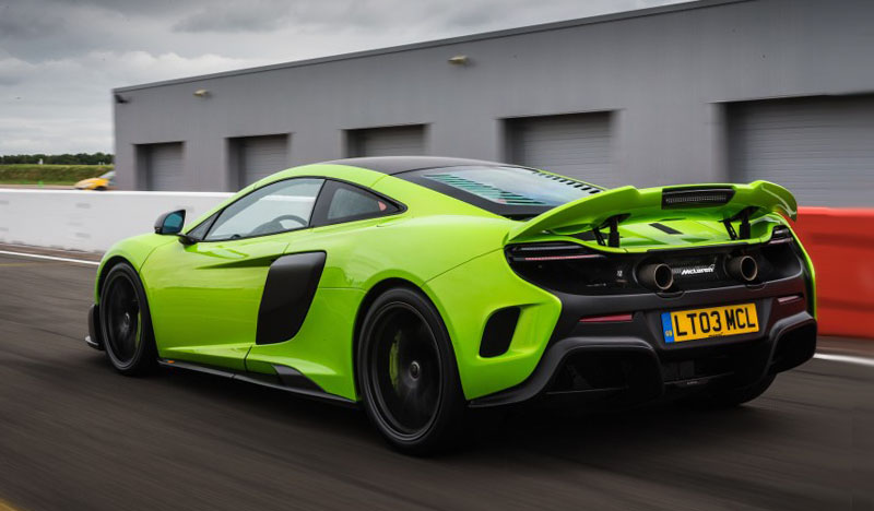 McLaren-675LT-2016-2