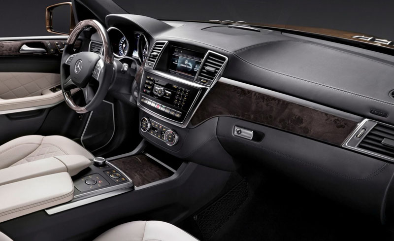 Mercedes-Benz-GL-2016-3