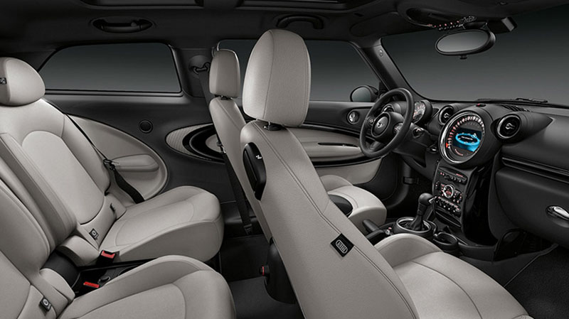 Mini-Cooper-Paceman-2016-3