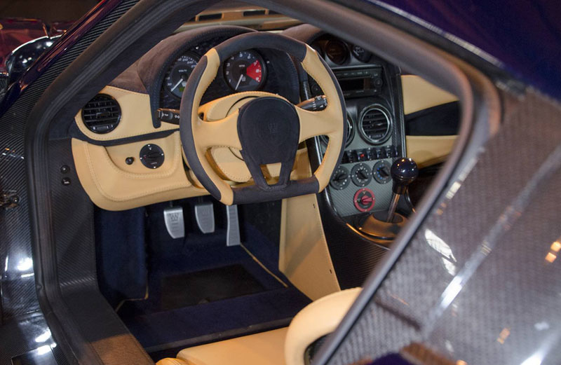 Noble-M600-CarbonSport-2016-3