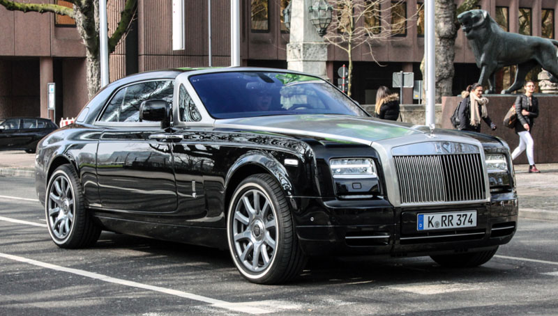 Rolls-Royce-Phantom-Coupe-2016-1